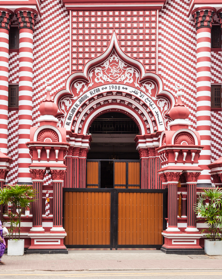 Iconic Red Mosque in Colombo