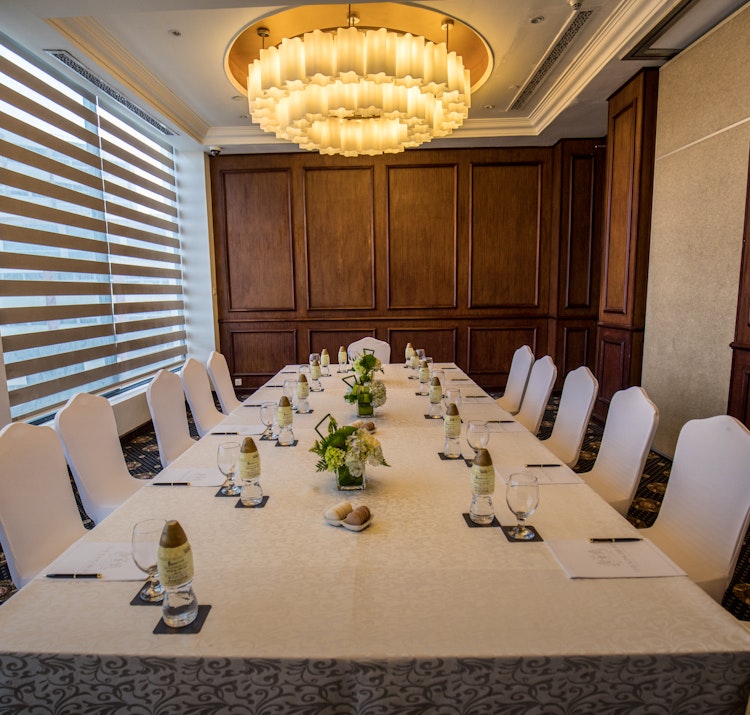 Spacious private meeting rooms at The Kingsbury Hotel